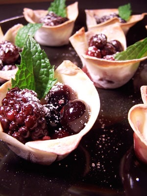 Black and Blue Dessert Cups