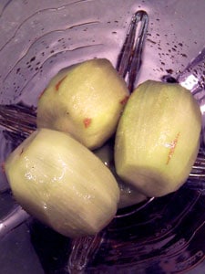 Pomegranate Kiwi Ice in blender before