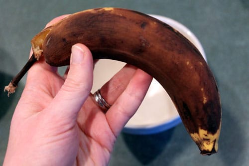 Dark Chocolate Banana Dipping Sauce - step 1