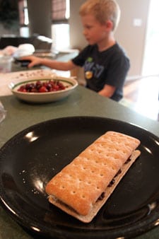 Grilled Chocolate and Cherries - step 4