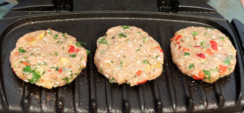 Pineapple, NO I mean Apple, Chutney Turkey Burger - before