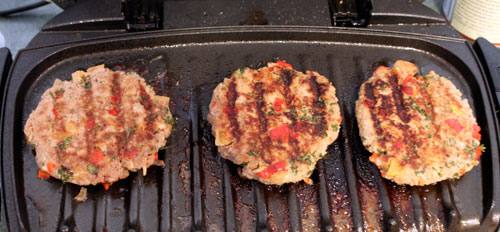 Pineapple, NO I mean Apple, Chutney Turkey Burger - after