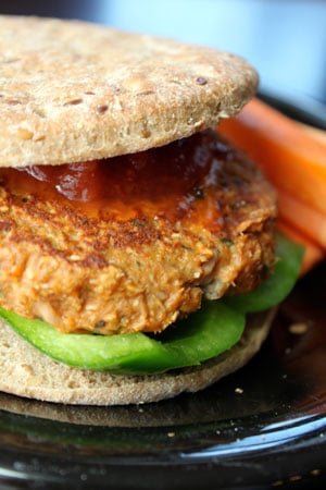 Cheesy Salsa Tuna Burgers Cheesy Salsa Tuna Burgers