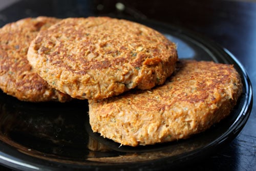 Cheesy Salsa Tuna Burgers - the patties
