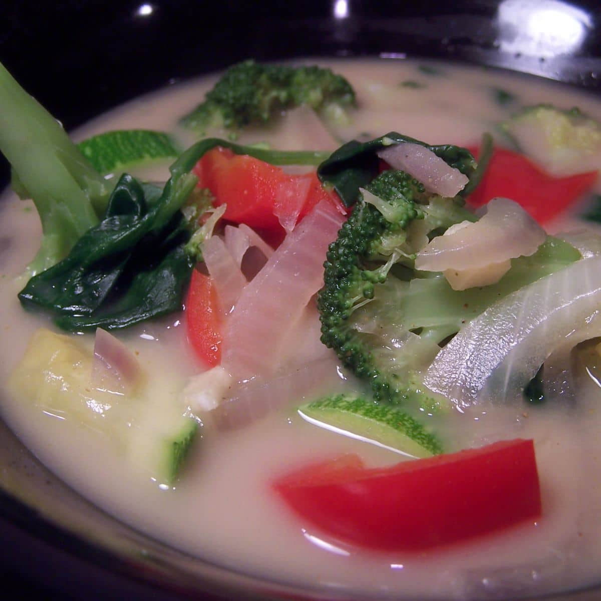 thai vegetable soup featured