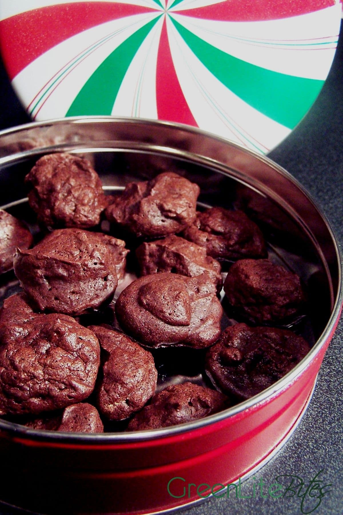 Chocolate meringue cookies in tin