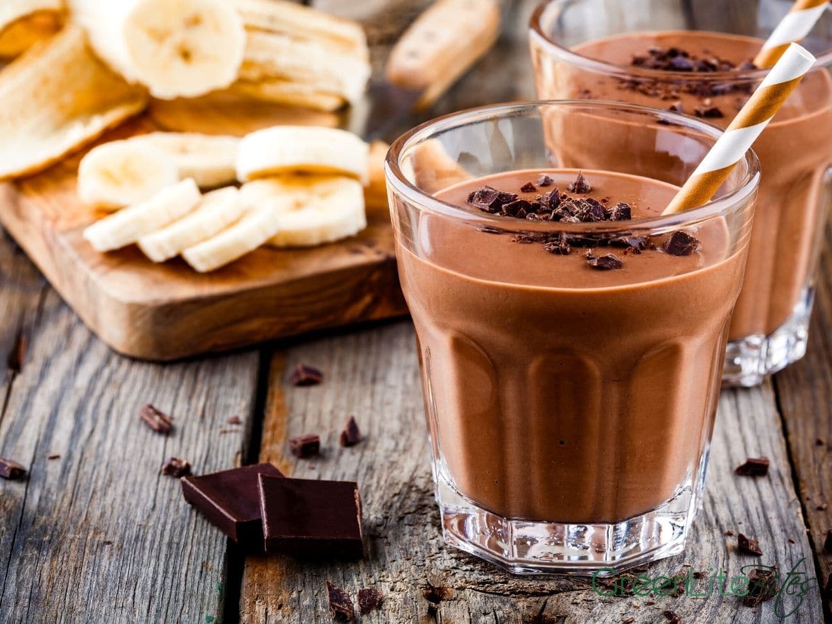 Chocolate strawberry smoothie in glass