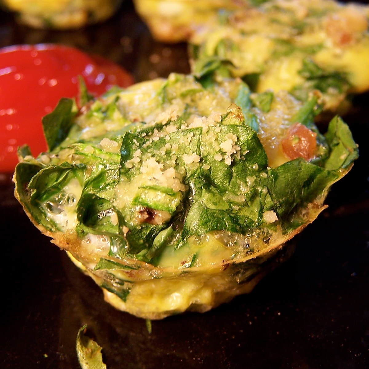 spinach egg muffins featured