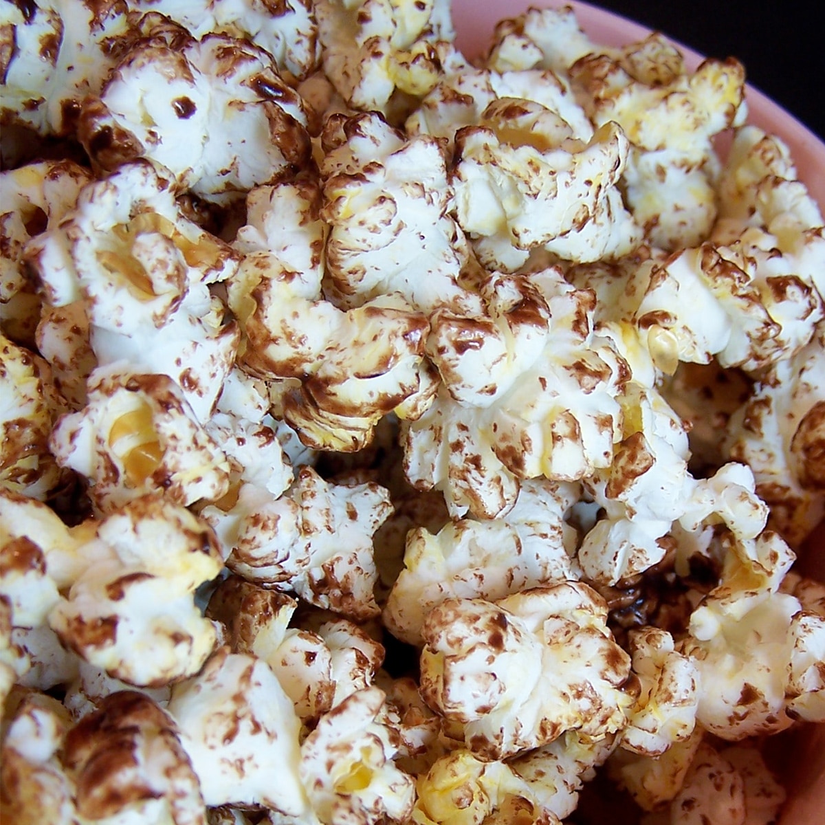 chocolate kettle corn featured