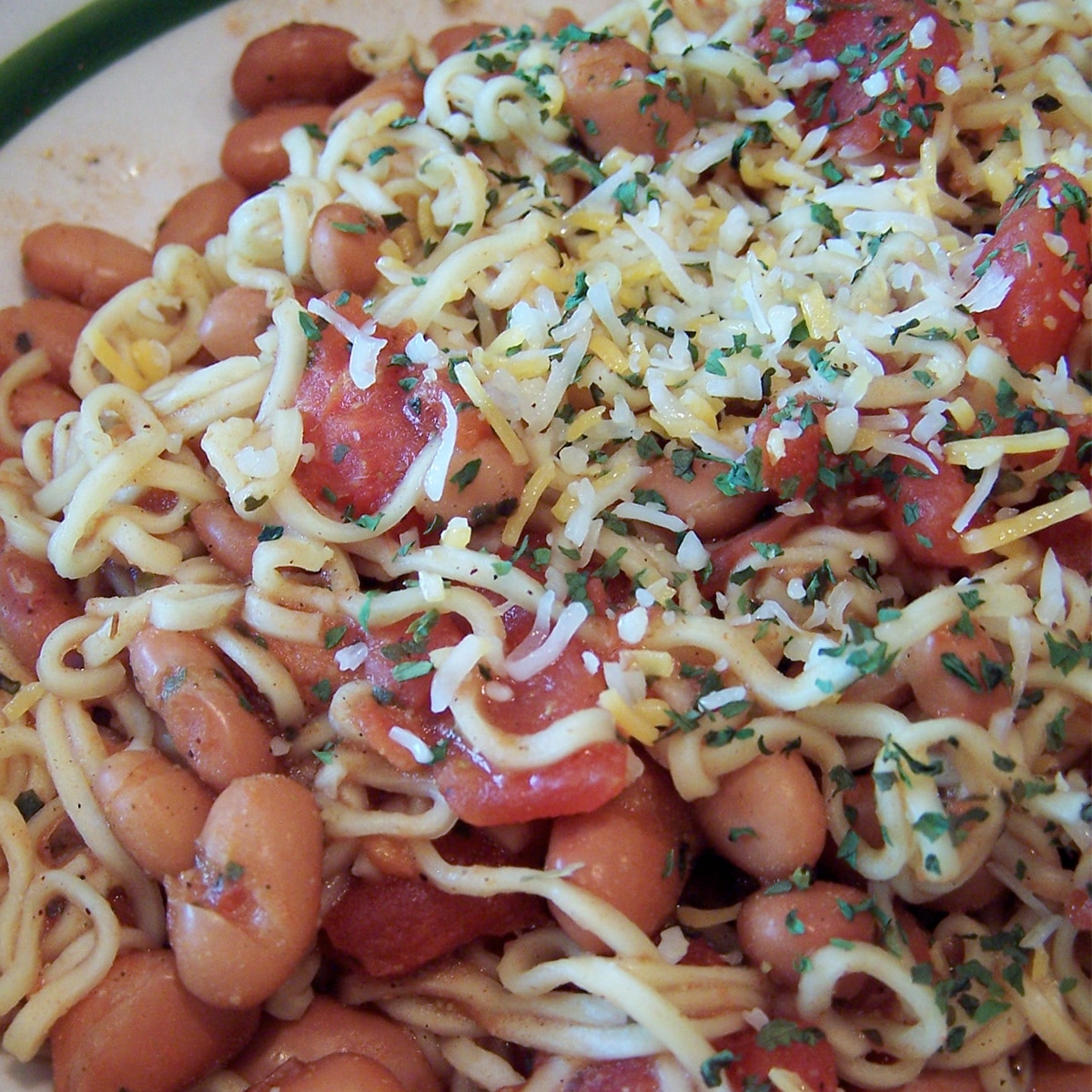 ramen chili featured