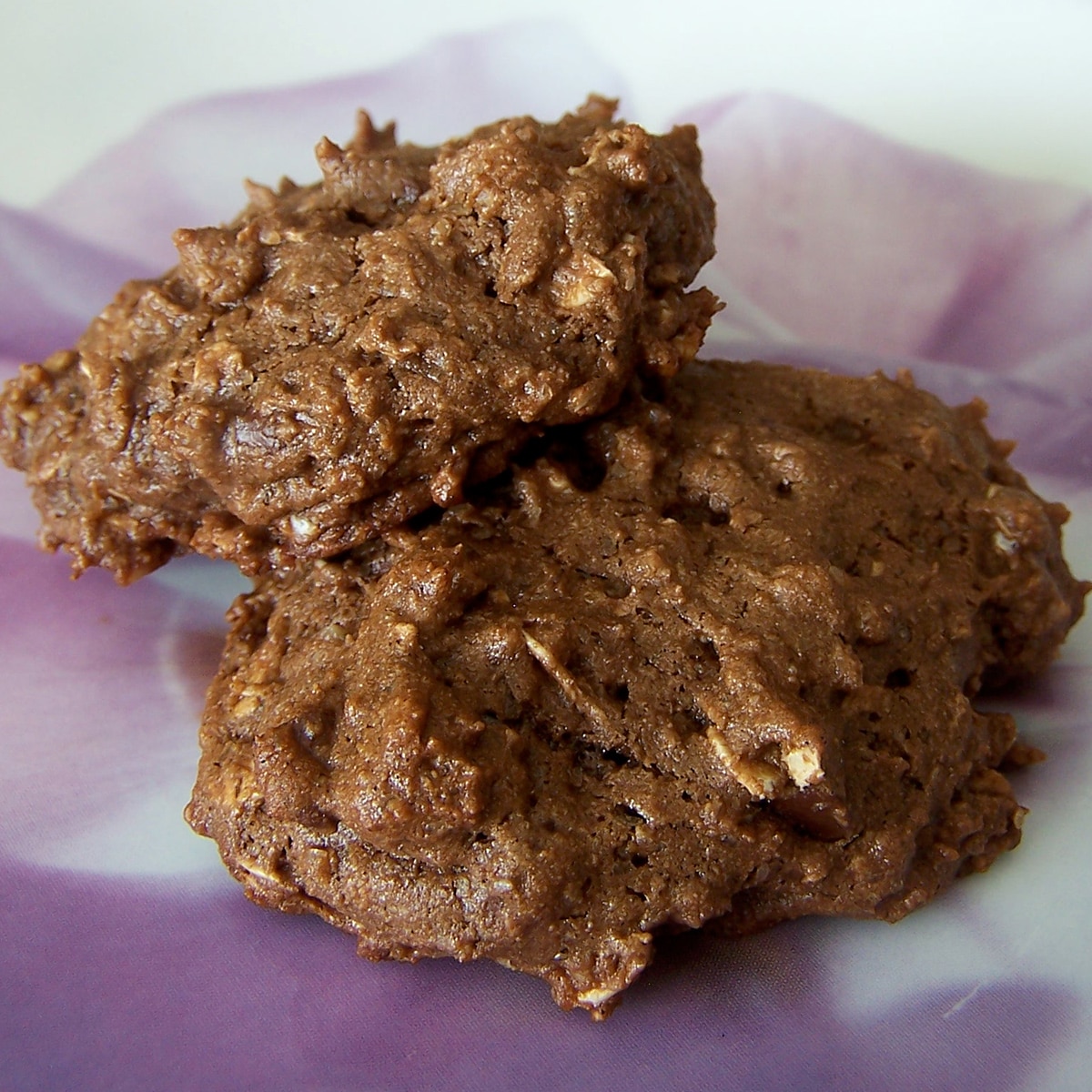 chocolate oatmeal walnut cookies featured