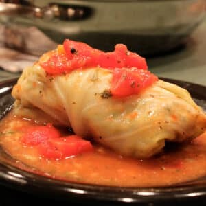 stuffed cabbage featured