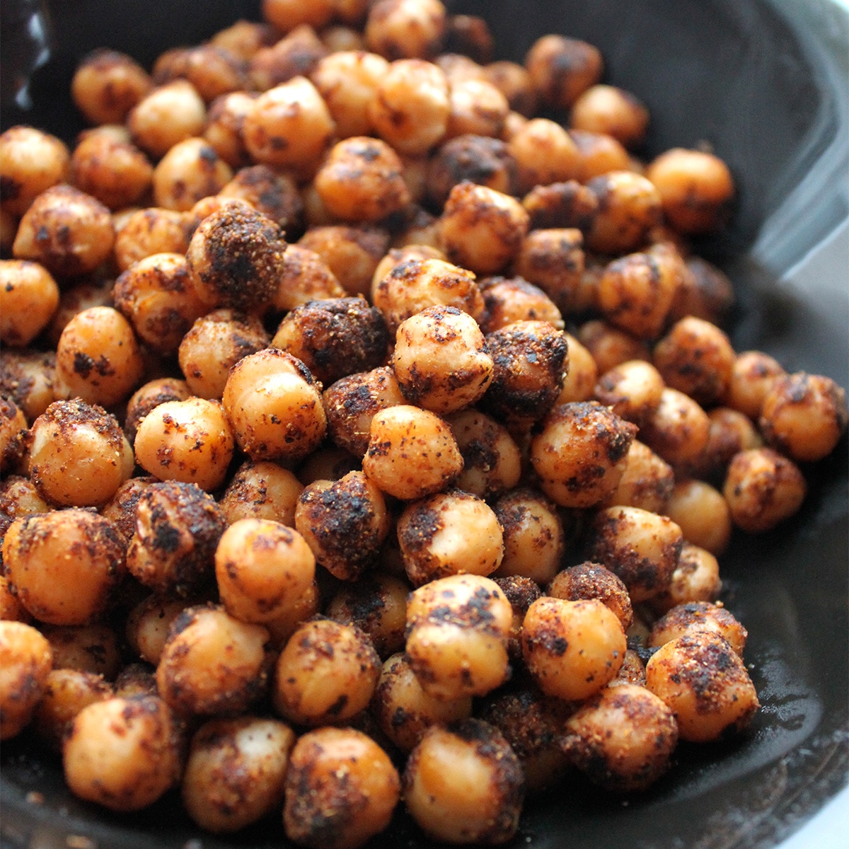 simply spiced chickpeas featured