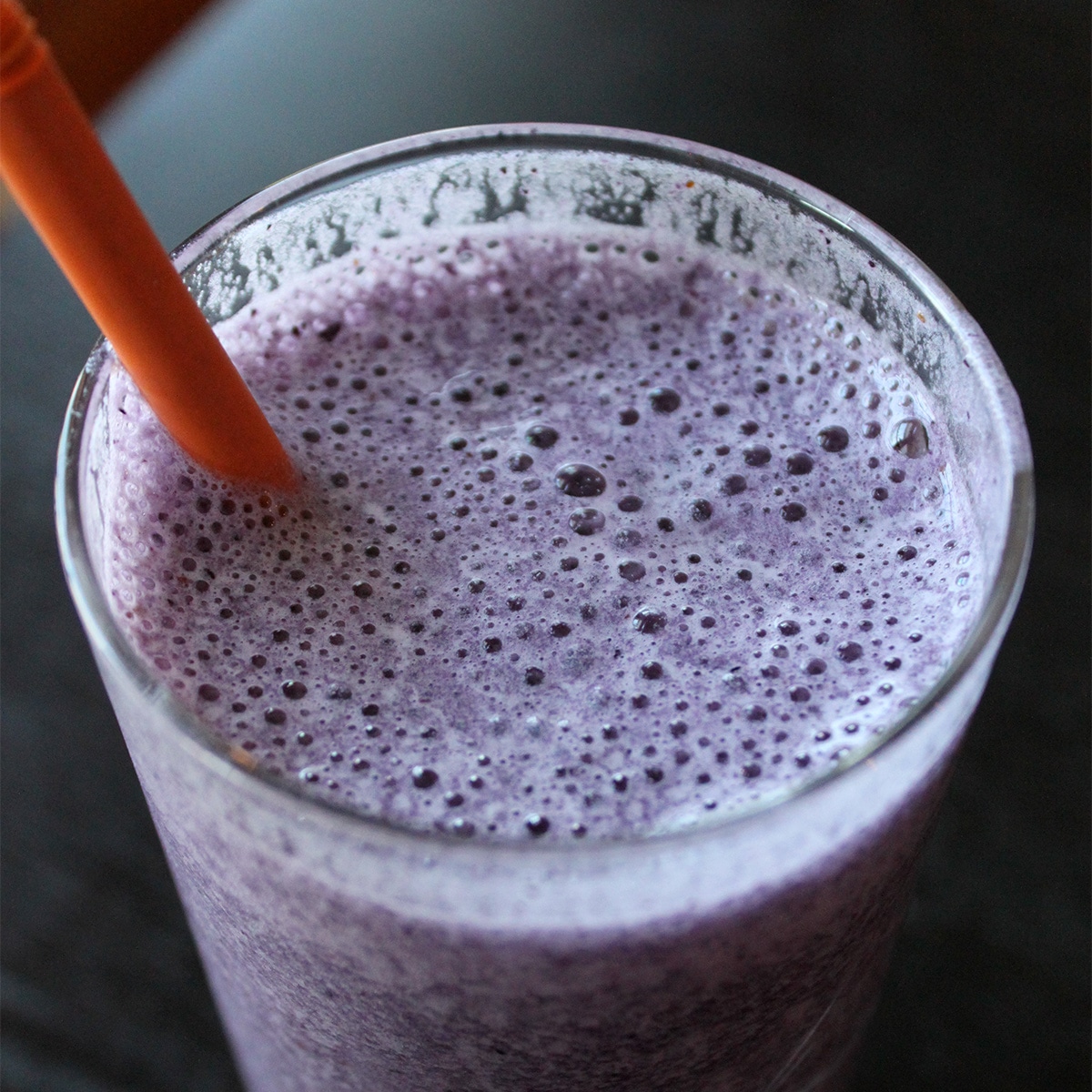 banana berry smoothie featured