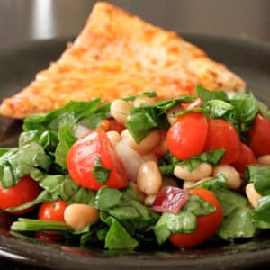 tomato & spinach salad featured