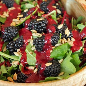blackberry salad featured