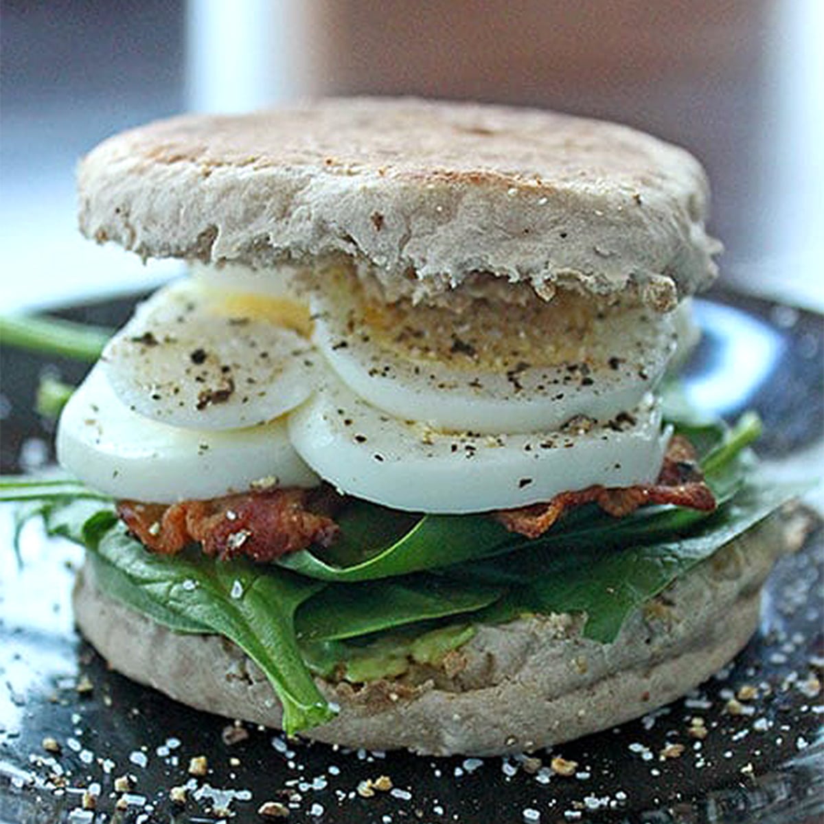 egg sandwich featured