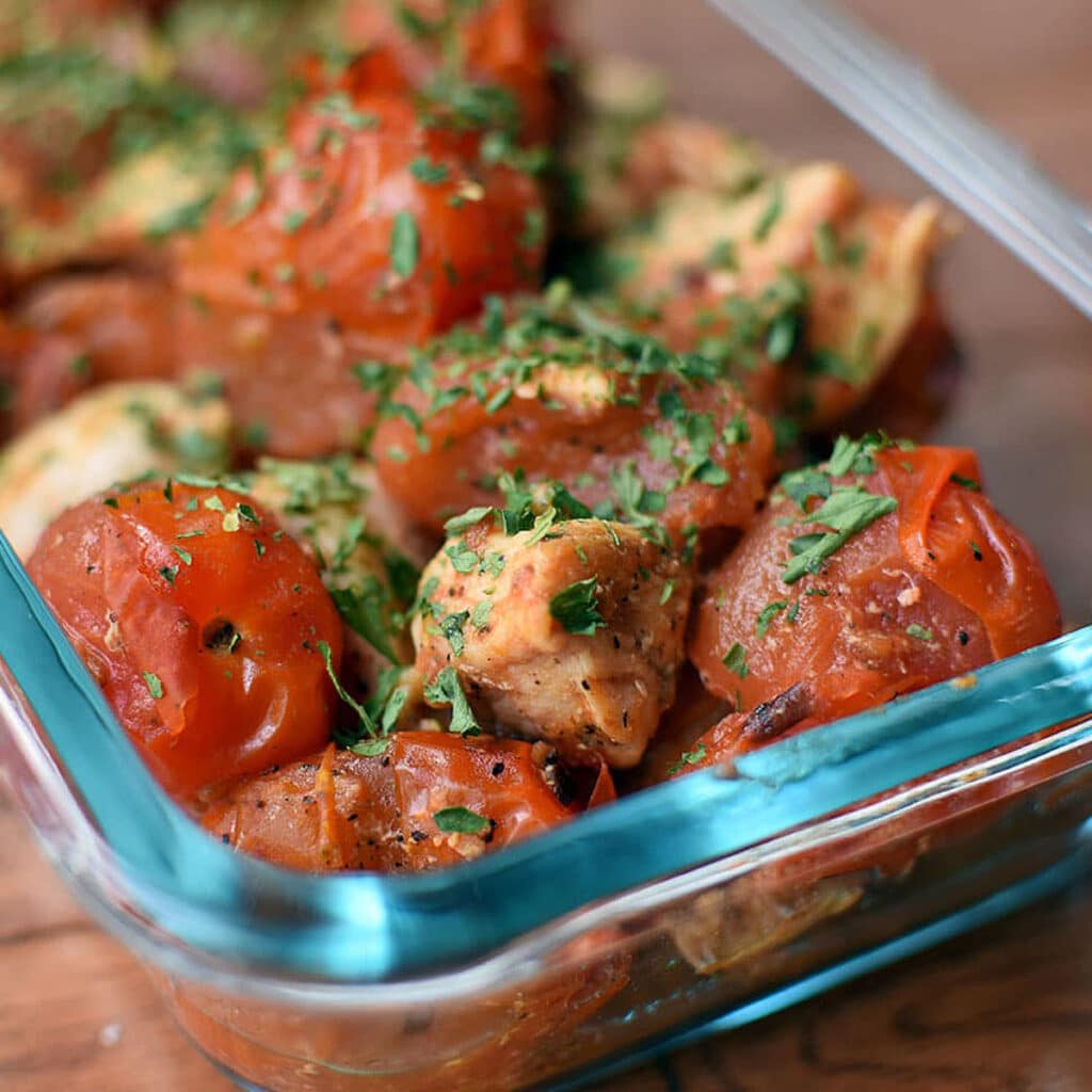 Chickpea And Tomato Salad With Fresh Basil Greenlitebites