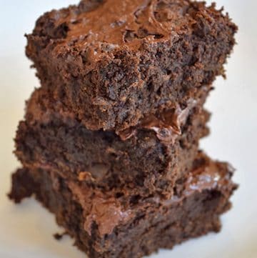 "Healthy" Brownies Made With Avocado and Dates!