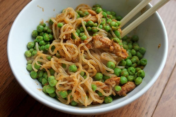 Bowl of Shirataki Noodles with Peas and Chicken
