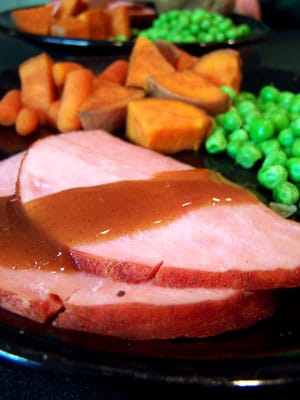 Baked Ham with Sweet Potatoes and Carrots