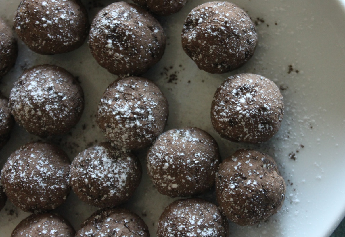 dark chocolate coated cashew balls main